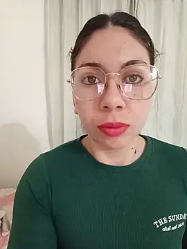 Snapshot of Mia_essence chatting on 29, 6, 2026 Mia essence online show from 29, 6, 2026