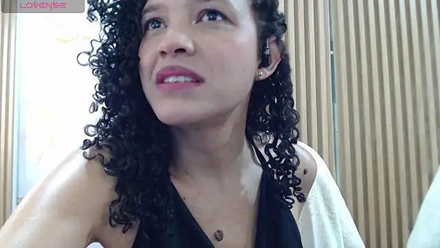Snapshot of Jazlin_Sg chatting on 9, 6, 2026 Jazlin Sg online show from 9, 6, 2026