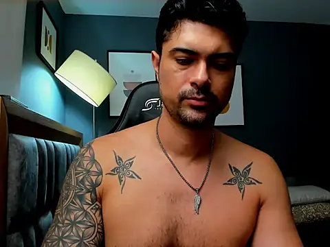 Snapshot of ZEI-001 chatting on 25, 5, 2026 ZEI-001 online show from 25, 5, 2026