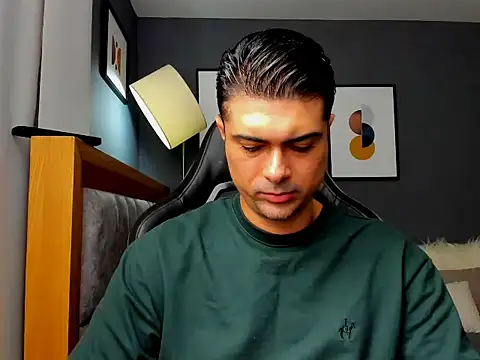 Snapshot of ZEI-001 chatting on 1, 6, 2026 ZEI-001 online show from 1, 6, 2026