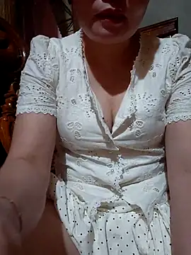 Snapshot of -Trici- chatting on 28, 7, 2026 -Trici- online show from 28, 7, 2026