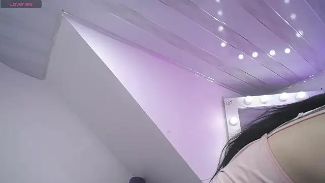 mia gyutarouwu online show from 6, 7, 2026
