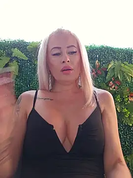 Snapshot of MILFBARBY chatting on 7, 7, 2026 MILFBARBY online show from 7, 7, 2026