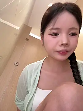 Mia-Kiss online show from 27, 5, 2026