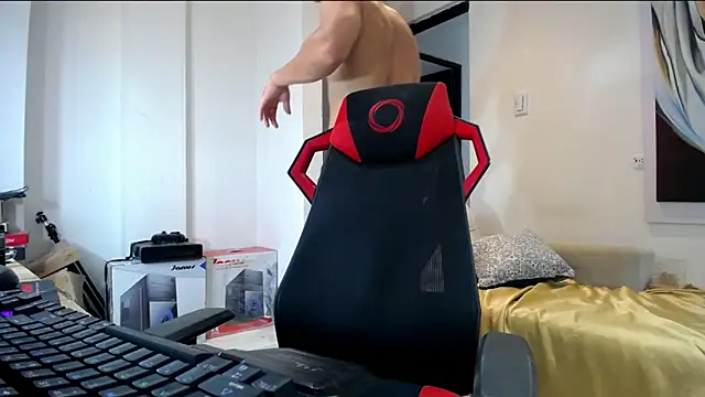 hugo 19cm online show from 19, 9, 2025