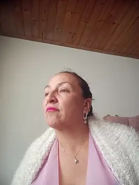 Snapshot of dangerous_milf chatting on 15, 7, 2026 dangerous milf online show from 15, 7, 2026