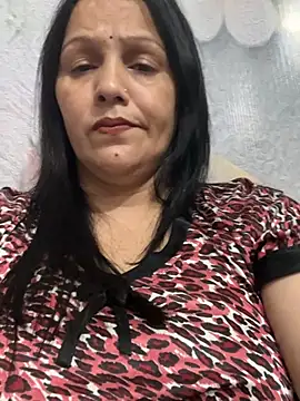 Snapshot of simmy14321 chatting on 9, 7, 2026 simmy14321 online show from 9, 7, 2026