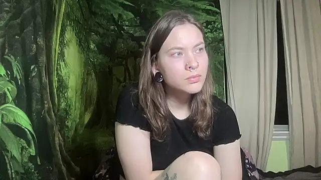 mo0ngoddess online show from 21, 1, 2025