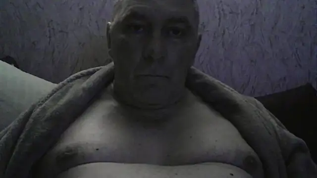 Snapshot of edje59a chatting on 11, 10, 2025 edje59a online show from 11, 10, 2025