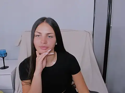 Snapshot of CarlaLovely chatting on 10, 7, 2026 CarlaLovely online show from 10, 7, 2026