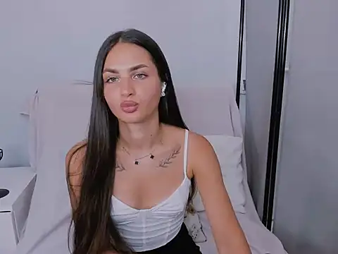 Snapshot of CarlaLovely chatting on 17, 7, 2026 CarlaLovely online show from 17, 7, 2026