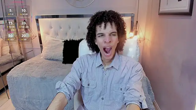 Snapshot of felix_haze chatting on 5, 6, 2026 felix haze online show from 5, 6, 2026