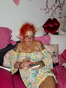 AshleyGinger   online show from 8, 7, 2026