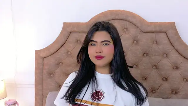 Snapshot of SophiaCollinss chatting on 27, 6, 2026 SophiaCollinss online show from 27, 6, 2026