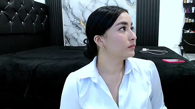 MiaReinig09 online show from 21, 6, 2026
