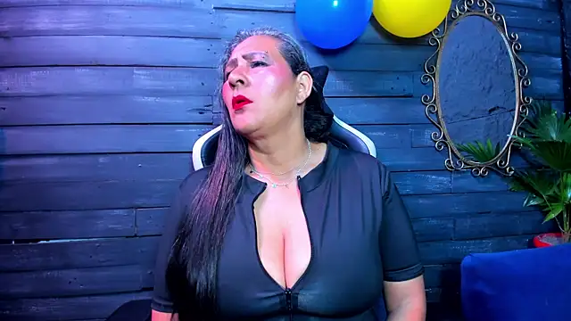 Snapshot of Victoria_kyler chatting on 19, 6, 2026 Victoria kyler online show from 19, 6, 2026