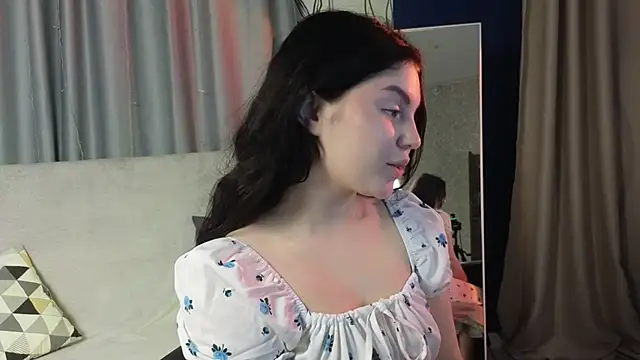 Snapshot of lollyy_pop chatting on 27, 6, 2026 lollyy pop online show from 27, 6, 2026