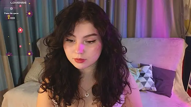 Snapshot of lollyy_pop chatting on 12, 7, 2026 lollyy pop online show from 12, 7, 2026