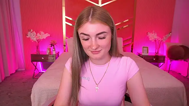 Lolly Rosee online show from 25, 5, 2026
