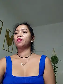 Snapshot of tinahturndo chatting on 26, 7, 2026 tinahturndo online show from 26, 7, 2026
