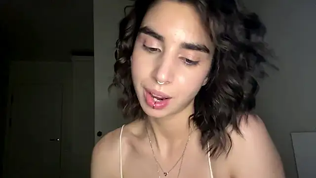 JessiaRuezga online show from 31, 5, 2026