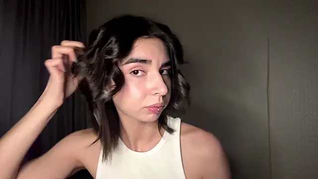 JessiaRuezga online show from 22, 6, 2026