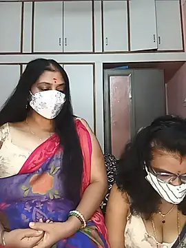 Snapshot of Kannada_telugu_lesbians chatting on 30, 5, 2026 Kannada telugu lesbians online show from 30, 5, 2026