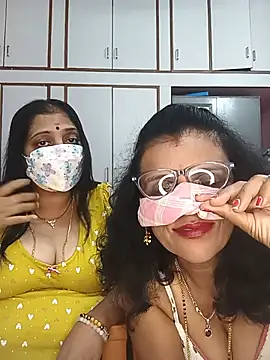 Snapshot of Kannada_telugu_lesbians chatting on 4, 6, 2026 Kannada telugu lesbians online show from 4, 6, 2026