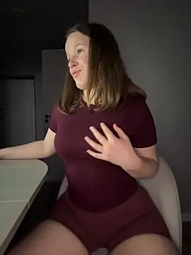 Snapshot of cherry_rrrrrr chatting on 25, 5, 2026 cherry rrrrrr online show from 25, 5, 2026