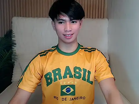 Snapshot of horny_jamesxx chatting on 25, 5, 2026 horny jamesxx online show from 25, 5, 2026