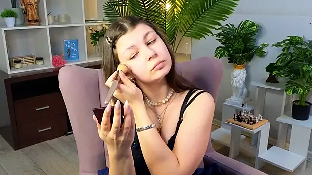 RomanaBackus online show from 19, 5, 2026