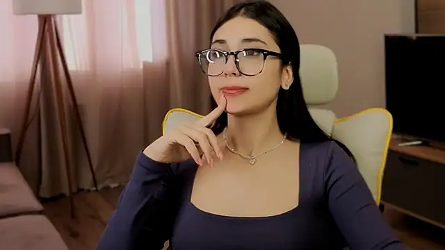 honeylanaa online show from 9, 6, 2026