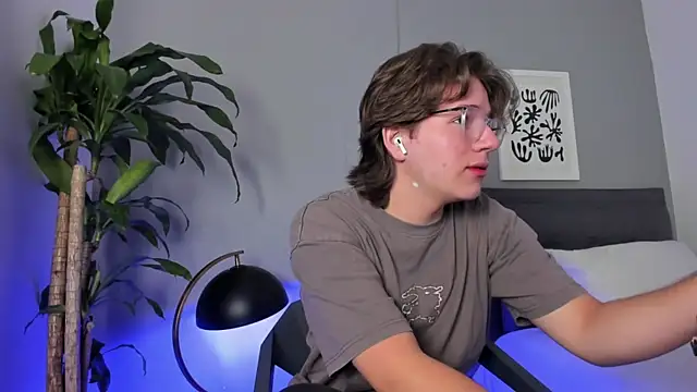 LucasMoraless online show from 28, 5, 2026