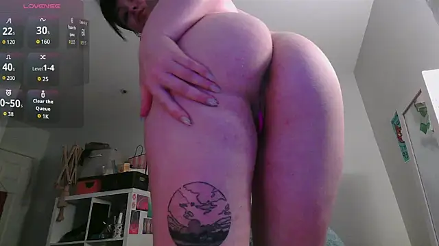 prettybird06 online show from 8, 7, 2026
