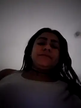 Scarlet 01  online show from 30, 6, 2026