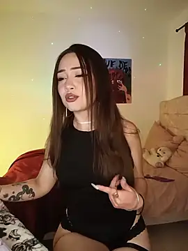 paariiss  online show from 14, 6, 2026