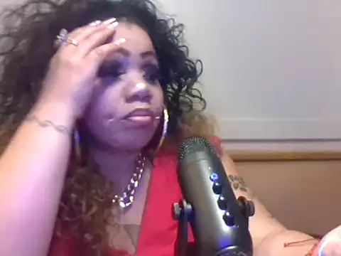 Snapshot of NailGoddessnow chatting on 13, 2, 2025 NailGoddessnow online show from 13, 2, 2025