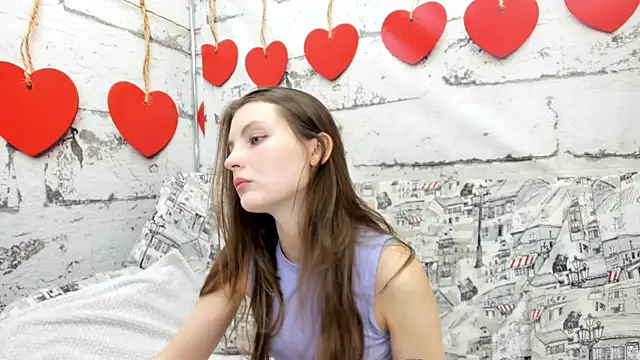 Snapshot of Shyly__Lisa chatting on 26, 6, 2026 Shyly Lisa online show from 26, 6, 2026