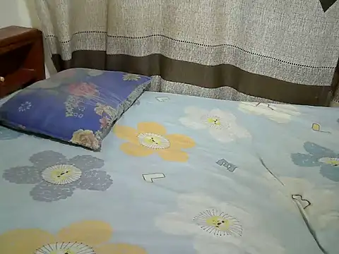 Snapshot of sweet_pie5 chatting on 26, 6, 2026 sweet pie5 online show from 26, 6, 2026