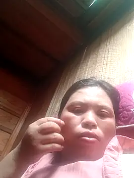 Snapshot of -Yeyi- chatting on 18, 5, 2026 -Yeyi- online show from 18, 5, 2026