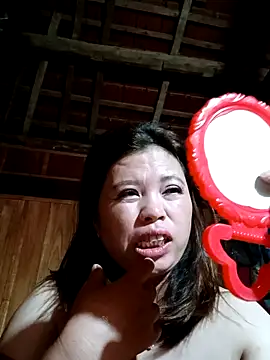 Snapshot of -Yeyi- chatting on 14, 6, 2026 -Yeyi- online show from 14, 6, 2026
