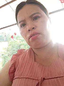 Snapshot of -Yeyi- chatting on 25, 6, 2026 -Yeyi- online show from 25, 6, 2026