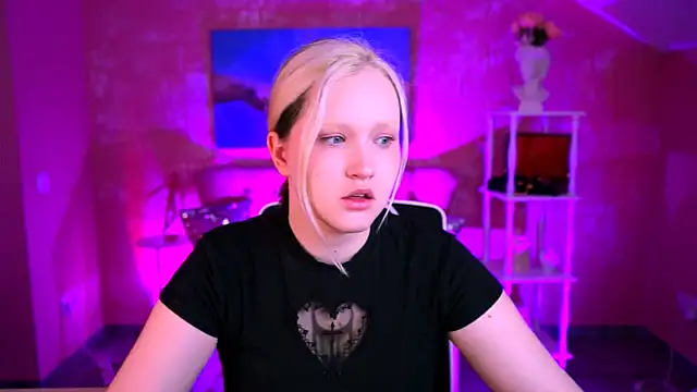 ViolettWoods online show from 10, 6, 2026
