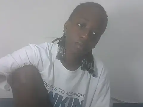Snapshot of Darkpretty23 chatting on 26, 5, 2026 Darkpretty23 online show from 26, 5, 2026