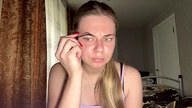 HoneysPiee online show from 26, 6, 2026