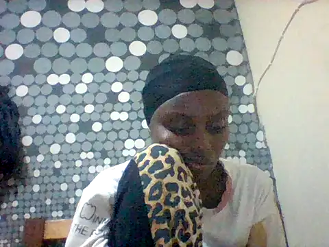 Snapshot of liligal chatting on 2, 7, 2026 liligal online show from 2, 7, 2026