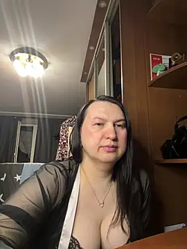EvaBeautyXxX online show from 7, 6, 2026