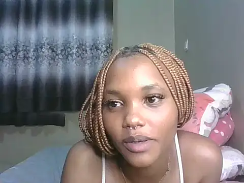 Snapshot of PrettyT5 chatting on 12, 6, 2026 PrettyT5 online show from 12, 6, 2026