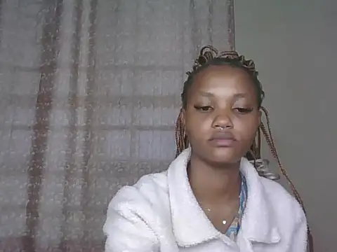 Snapshot of PrettyT5 chatting on 28, 6, 2026 PrettyT5 online show from 28, 6, 2026
