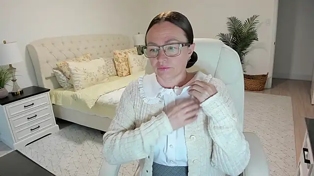 Vika73 online show from 18, 5, 2026